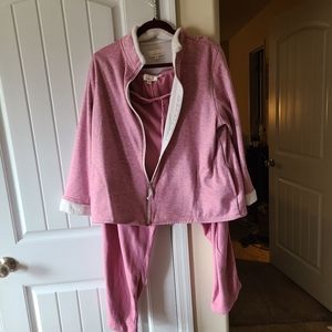 Plus-Size Women's Lounge Wear